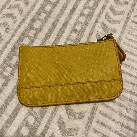 Marc Jacobs Zipper Wallet Key Pouch with Keychain - Picture 2 of 5